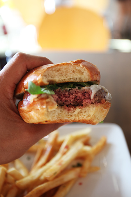 Harris Ranch beef, Fiscalini Farms cheddar, applewood smoked bacon, arugula, aioli